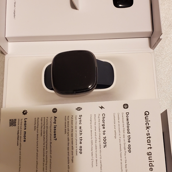Fitbit watch - Picture 2 of 2